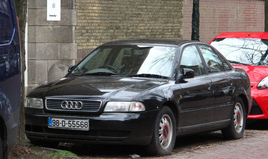 Audi A4 (Ауди А4) Б5, 1.6 МТ