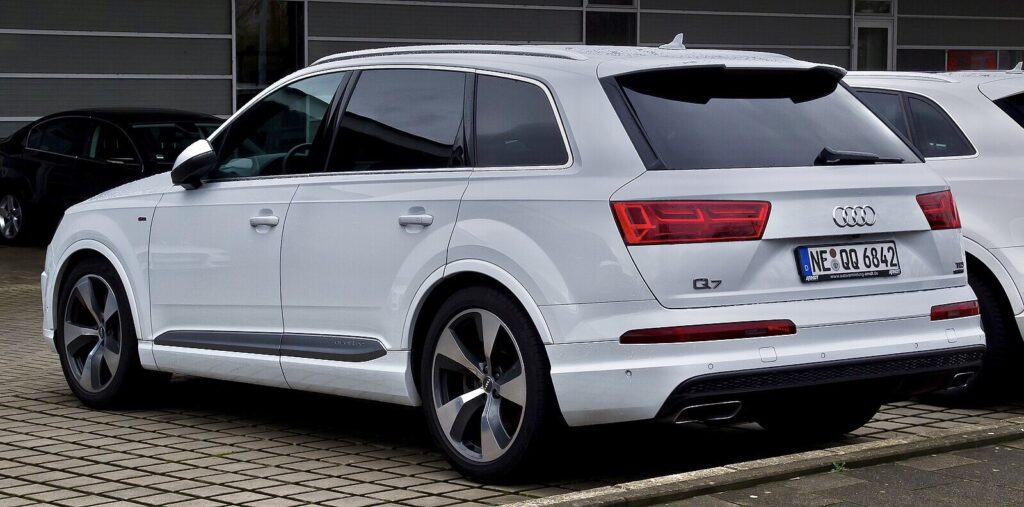 Audi Q7 4L (Ауди Ку7 4Л), 1 поколение, 3.6 МТ